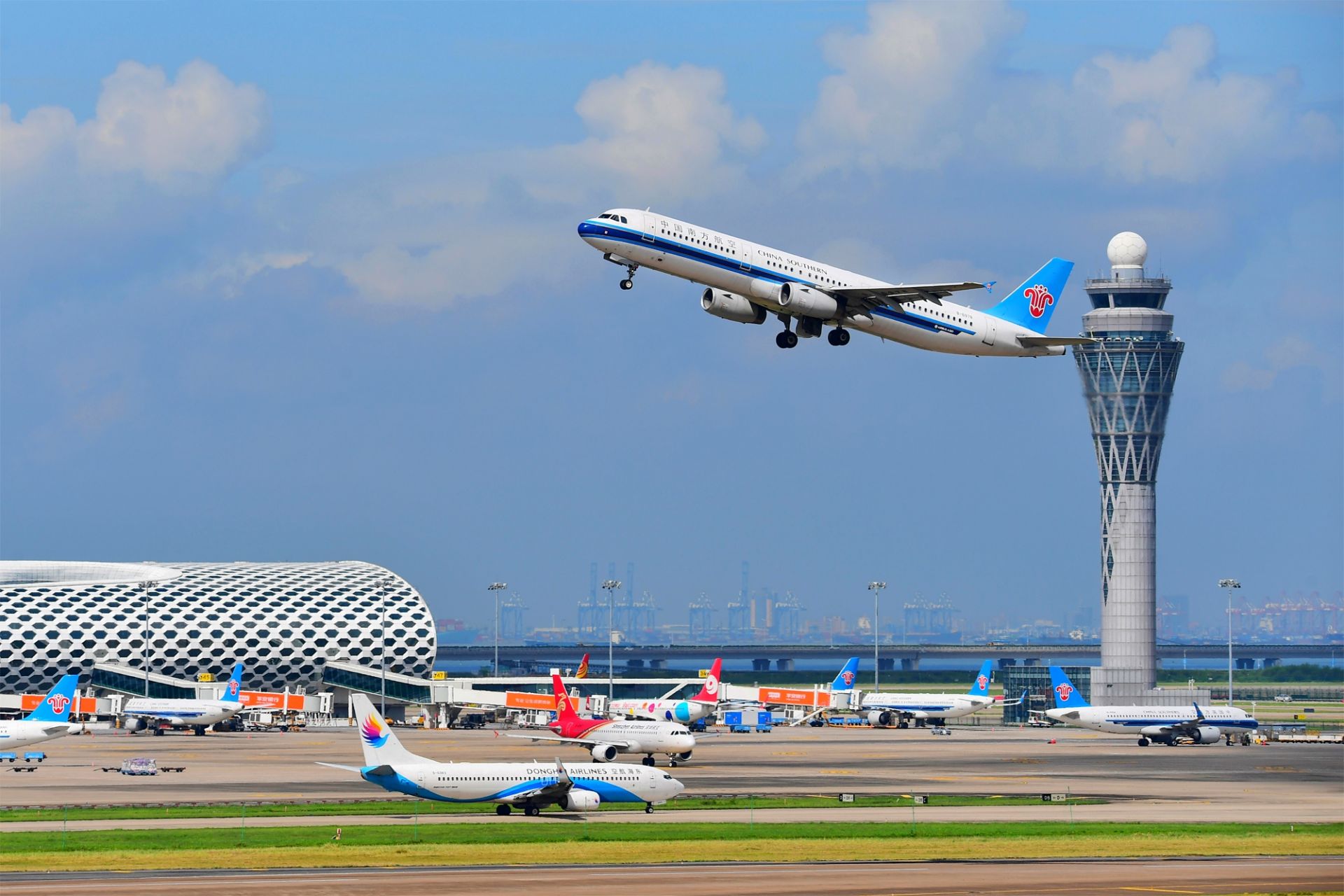 深圳空港最新,深圳空港最新论述