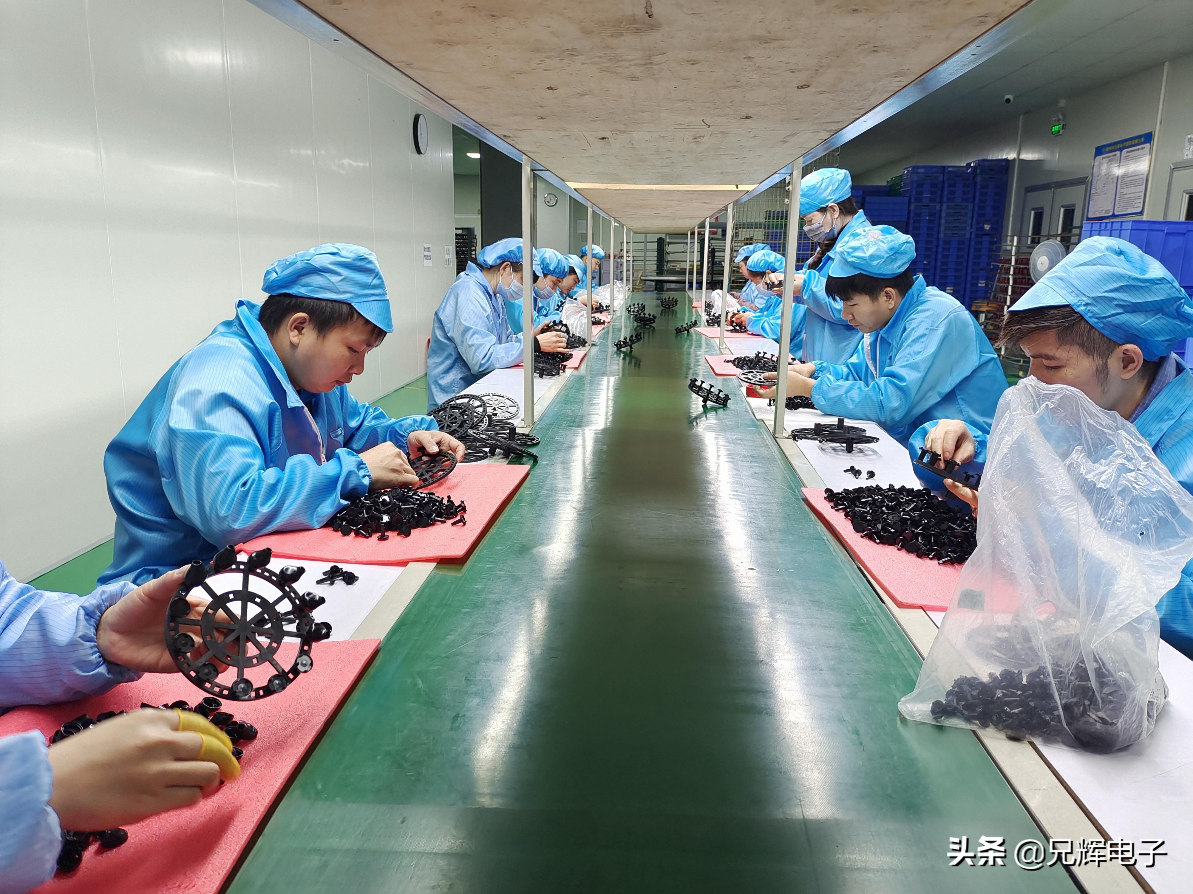 东莞市汽车喷漆师傅火热招聘，启程寻找色彩与匠心之旅