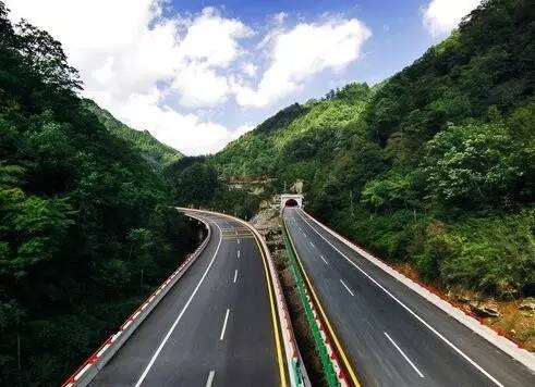 西会高速公路最新动态，一路向前，共筑发展之路，成就更好的我们