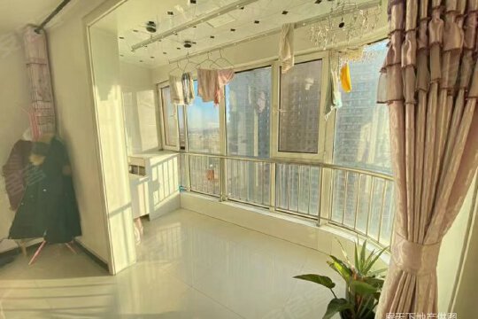 滦县二手房市场最新动态，房源出售、市场走势及各方观点探讨