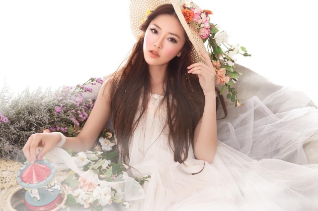 纱原杏璃的艺术风格