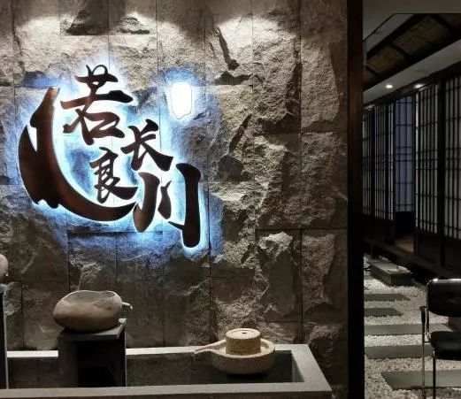 最新对玉图,最新对玉图，小巷深处的宝藏小店