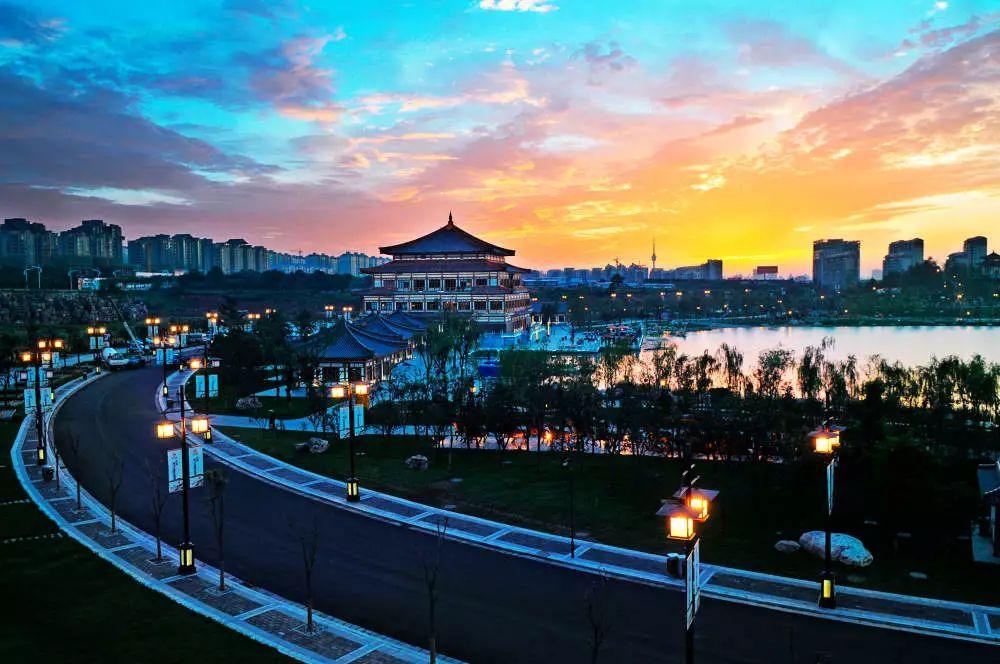 临潼之窗最新招聘，启程探索自然美景之旅的职位机会